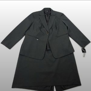 Charcoal 2 Piece Skirt Suit - 💥Sharp Business Attire!